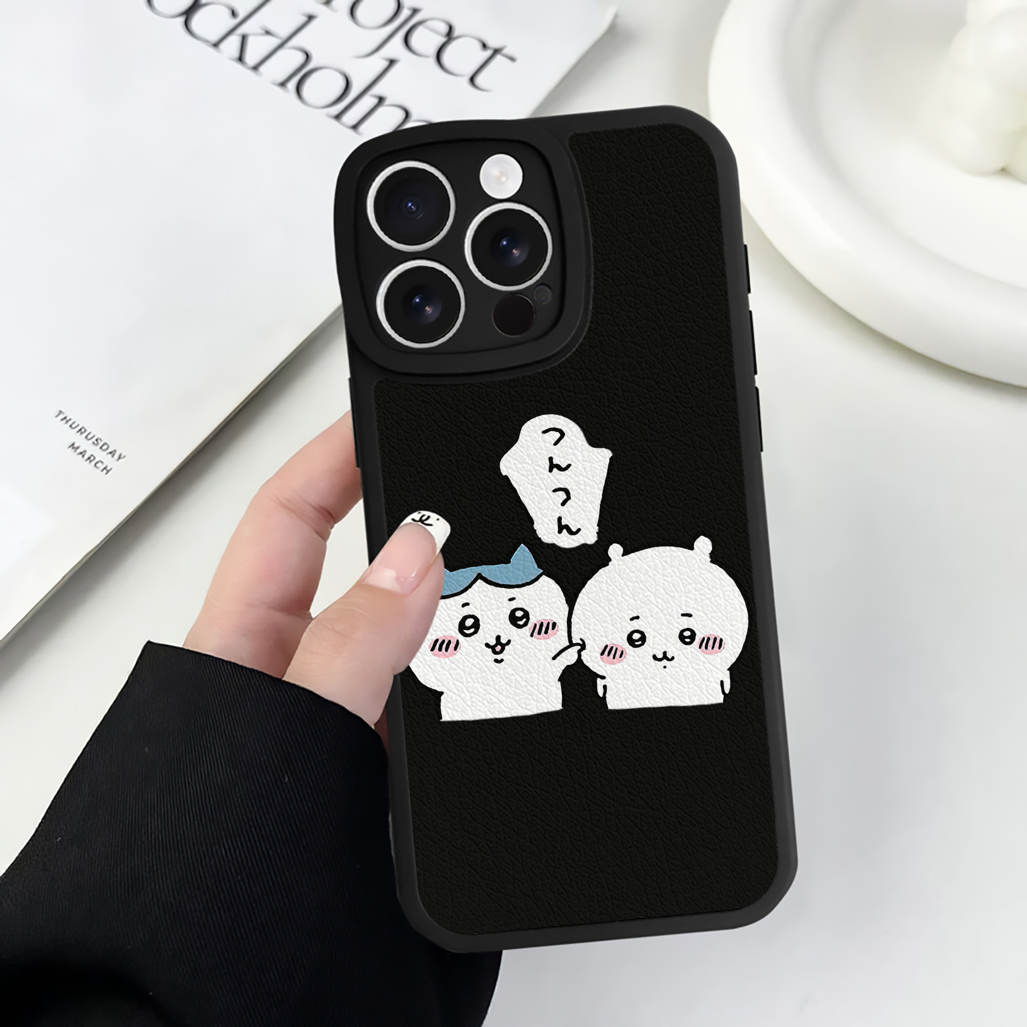 （画像用） ちいかわ ちいかわ Chii-kawa chiikawa 【iPhone 16シリーズ対応】シリコンスマホケース（レザー調） 材質：シリコン